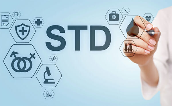 std-imagery-overlay-doctor-hand-with-penlight
